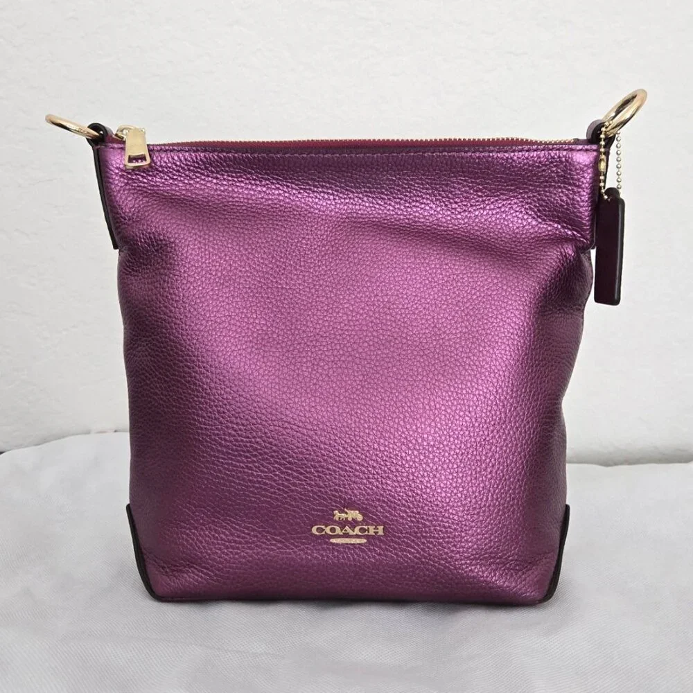 Coach Metallic Plum Leather Shoulder Bag with Gold Hardware - Picture 4 of 9